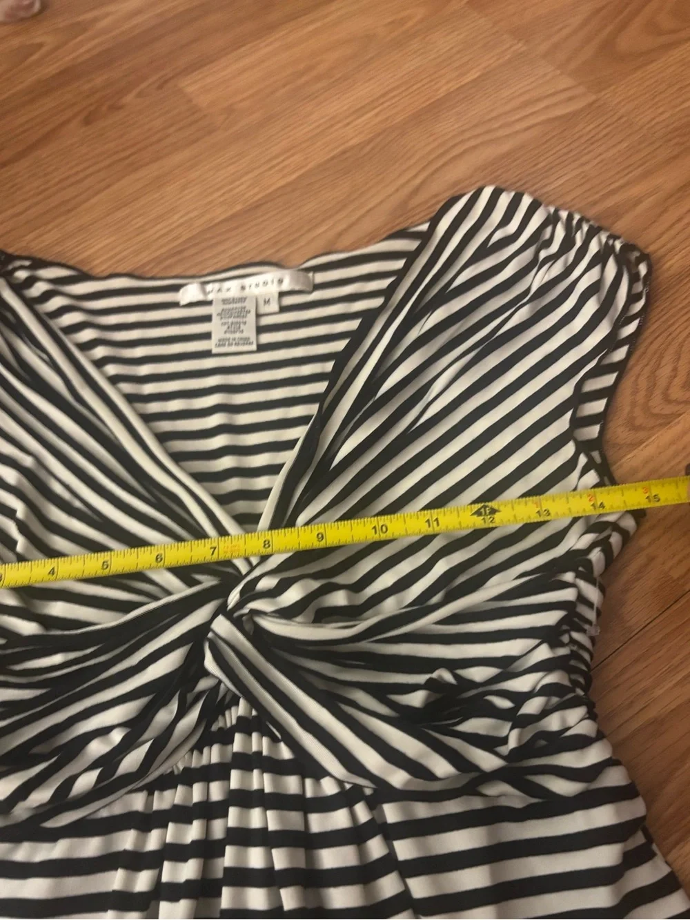 Max Studio Y2K Black & White Striped Deep V Neck Top Size Medium